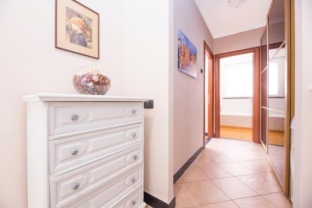 Prione'S Apartment Генуя Экстерьер фото